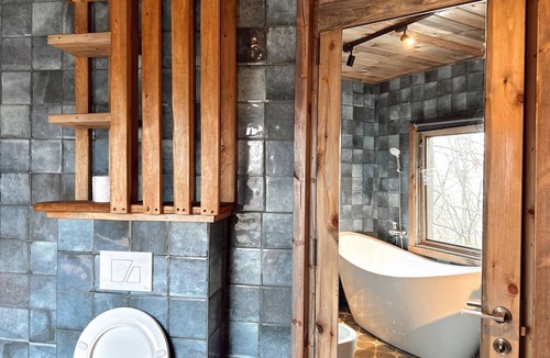 Khelvachauri Villa | Wooden Cabin in Nature: Sauna, Jacuzzi, BBQ & Fireplace