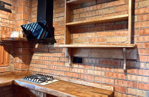 Khelvachauri Villa | Wooden Cabin in Nature: Sauna, Jacuzzi, BBQ & Fireplace