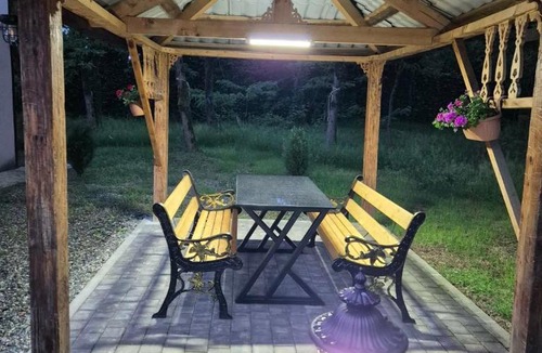 Ureki House | Woodstock's Guesthouse Shekvetili