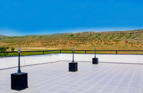 Vake-Saburtalo House | Your place of unloading