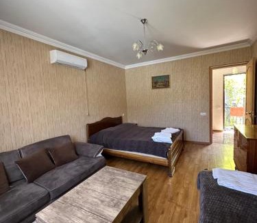Akhali Ubani House | zeiko s guesthouse