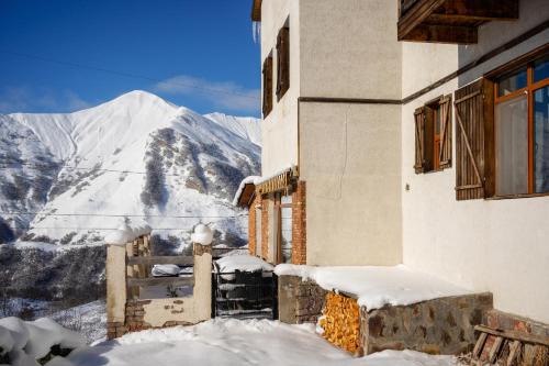 Snow Time Cottage