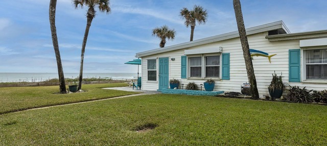 Upscale Ormond Beach Oceanfront Retreat with Private Beach Access in Ormond Beach