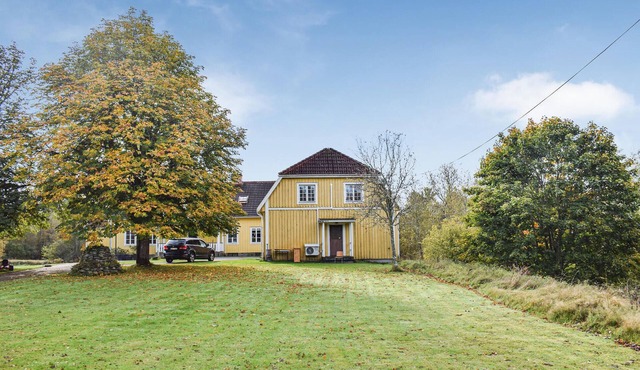 2 bedroom awesome home in älmhult in Älmhult