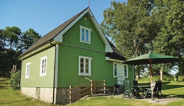 2 bedroom beautiful home in Kallinge in Kallinge