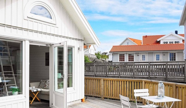 2 person holiday home in Rönnäng in Rönnäng