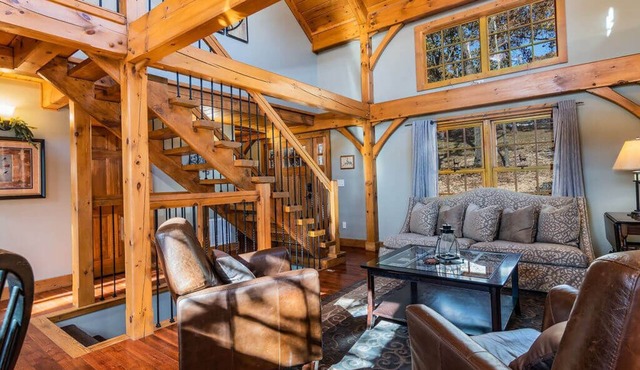 3,000 sq ft Post & Beam Home Escape with Hot Tub, Game Room, Salt Pool & Car Charger in Blue Eye