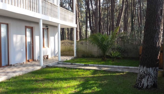 4 Bed Villa-Sleeps 8-Parking-Garden-Sea View