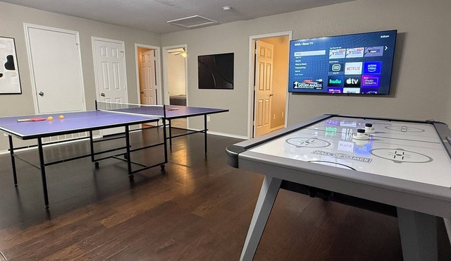 4BR Fun-Filled Getaway Near JW Marriott with Ping Pong & Air Hockey in San Antonio