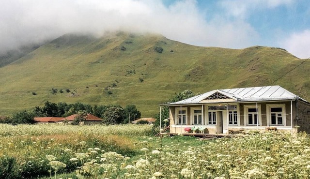 Achkhoti Icho house2