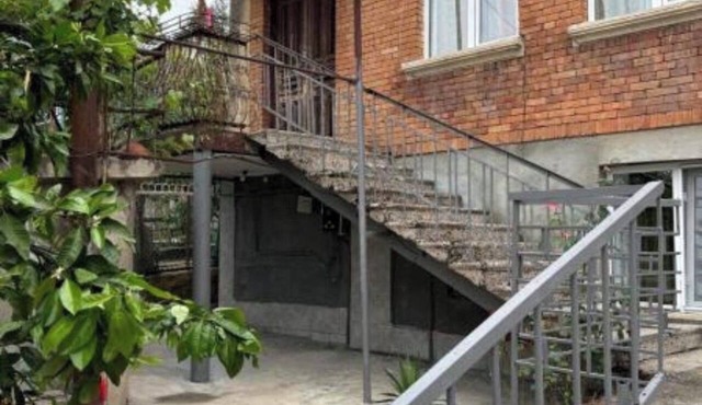 Adorable 1-bedroom apartment in amazing Kutaisi neighborhood