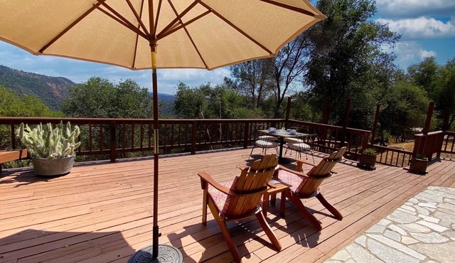 Amazing views, private, quite, clean. Snow/ski play 20 minute drive. in Tuolumne