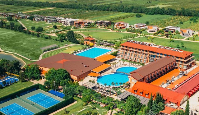 Ambassadori Kachreti Golf Resort