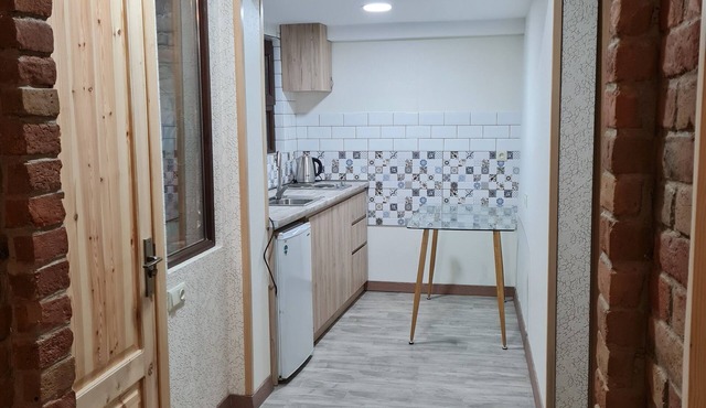 ApartTen 2 BR Apt