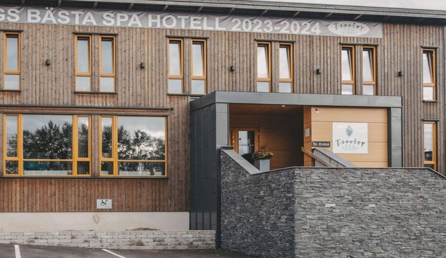 Appealing vacation home with free breakfast in HISINGS BACKA