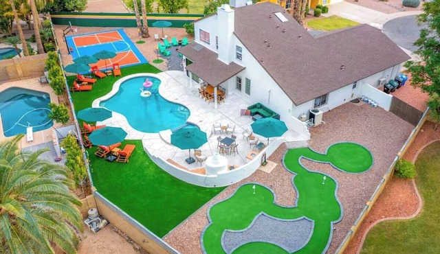 Basketball, Pickleball, Golf, Heated Pool, Hot Tub in Scottsdale
