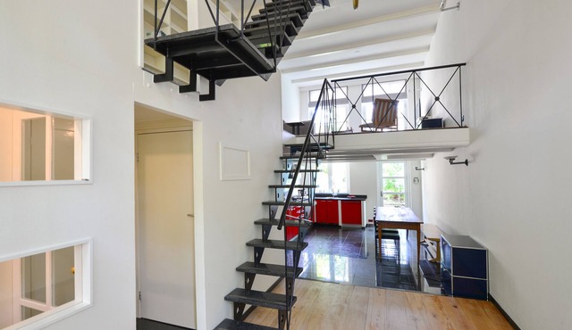 Beautiful Family Canal Home, In Sought After Jordaan Neighbourhood Of Amsterdam in Amsterdam