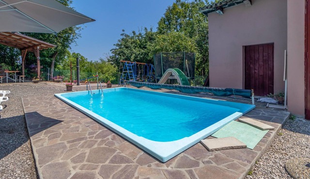 Beautiful home in Plaski in Plaski