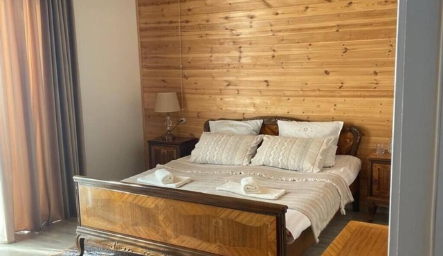 Brilliant 3-bedroom apartment in Chalistavi