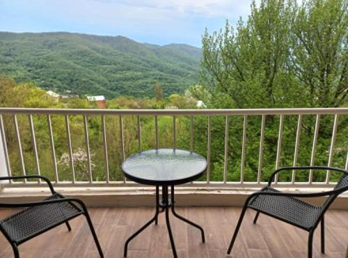 Buriani Forest Escape - Three floor house