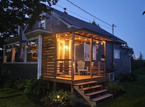 Camp Nova a Cozy Cedar-Clad Cottage in Scenic Tangier, Canada in Tangier