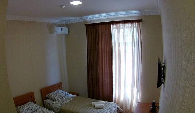 Canyon Hotel