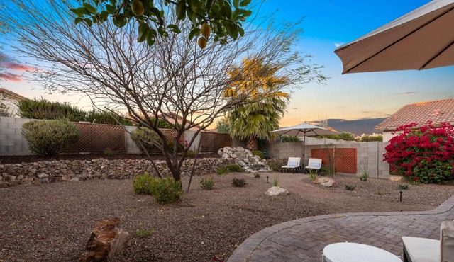 Casa Bella is a bright & modern desert retreat with wheelchair & walker access. in Oro Valley