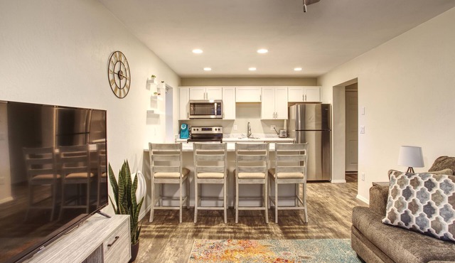 Central FLG,1BR-1BA, Private Entrance, close to downtown, Easy to Snowbowl, NAU in Flagstaff