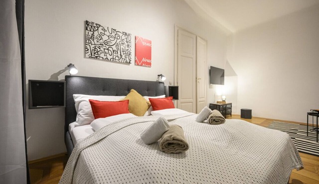 Central Graz Getaway – Sleeps 4 in Graz