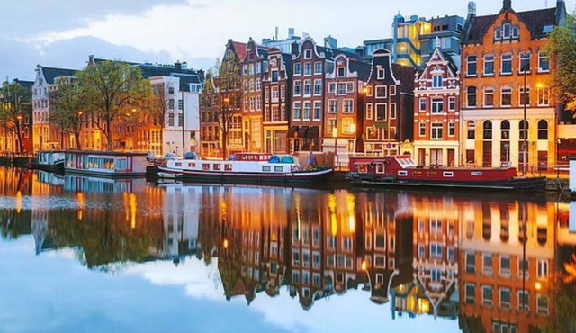 Centrally located in the historic Amsterdam-The perfect place to be! in Amsterdam