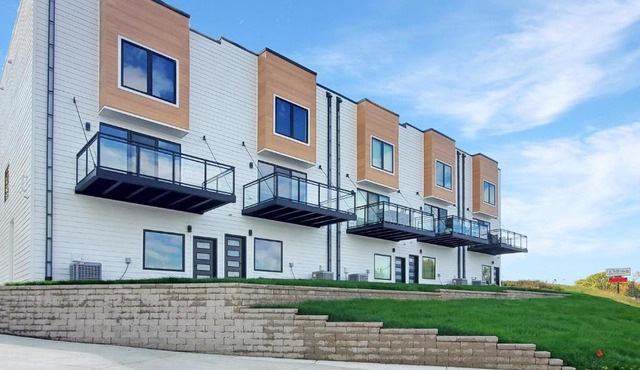 CentralPark Townhome B10 in Arnolds Park