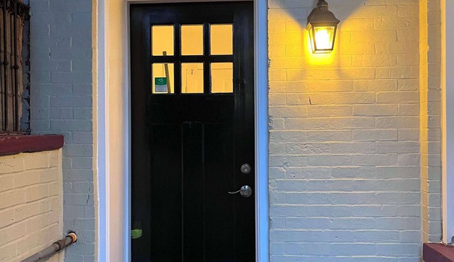 Charming 1-bedroom basement apartment in Washington DC with AC, WiFi in Washington