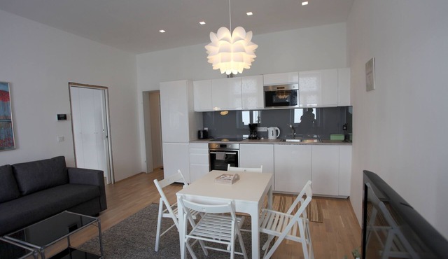 Charming, quiet 2 bedroom apartment in Hernals