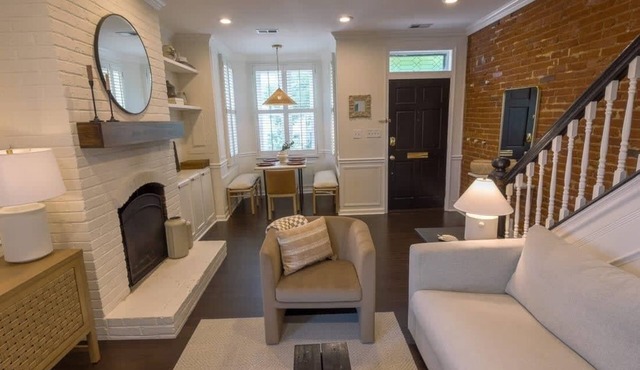 Cherry Blossom | Capitol Hill | Patio + Walkable in Washington