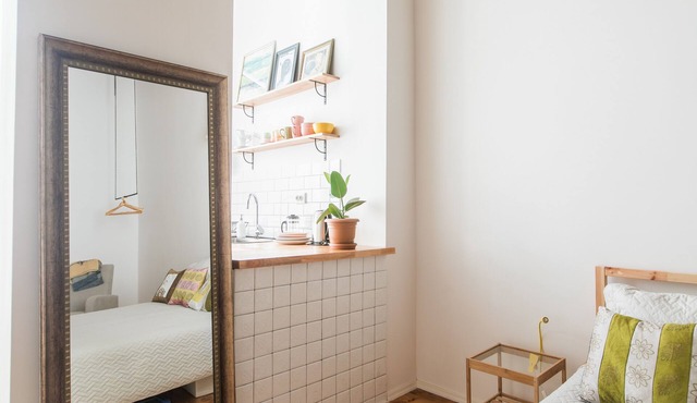 Classic 19th-Century Retreat with Airy, Bohemian Vibes