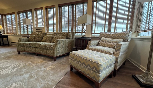 CLEAN & COMFORTABLE EXTENDED STAY- Perfect for Business & Leisure Travelers in New Holland