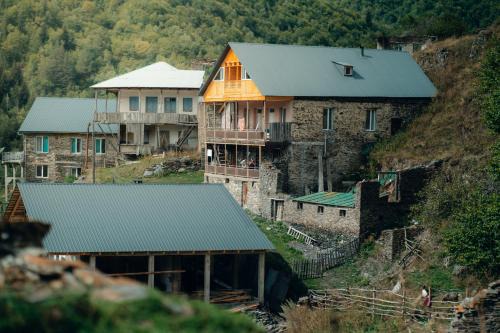 Cliff House Kala, Svaneti
