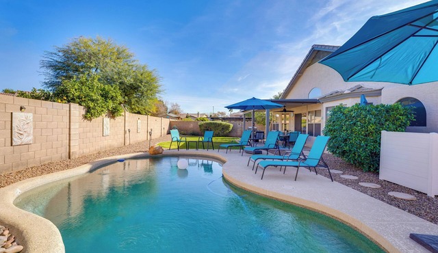 Close to Spring Training! Serene Retreat in Gibert in Gilbert