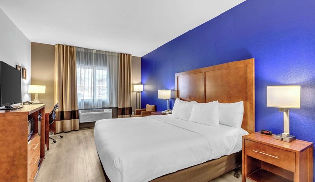 Comfort Inn Denver West Arvada Station in Wheat Ridge