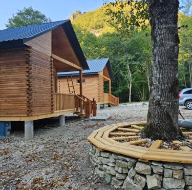 Cottages "InSxvava" Racha