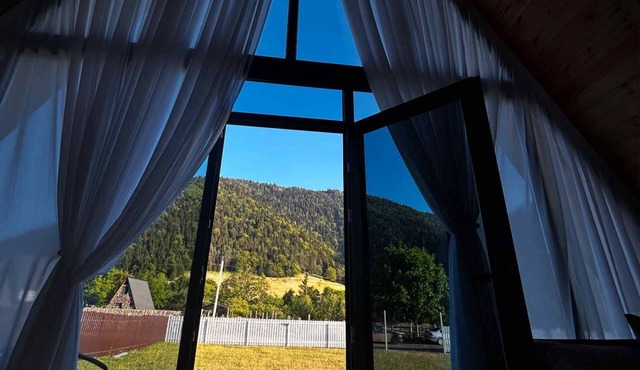 Cozy 2-bedroom chalet in wonderful Tba with AC