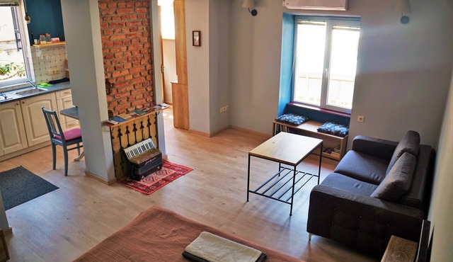 Cozy Apartment In Sololaki