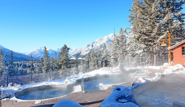 Cozy Mountain Chalet with Loft | Hot Pools Access! in Banff