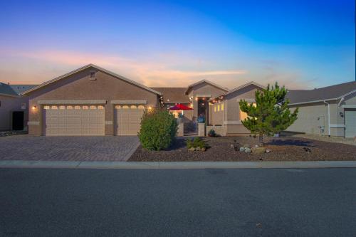 Cozy Prescott Valley Home near Trails & Lakes home in Prescott Valley