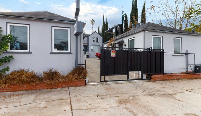 Cozy Studio City Studio #2 in Studio City