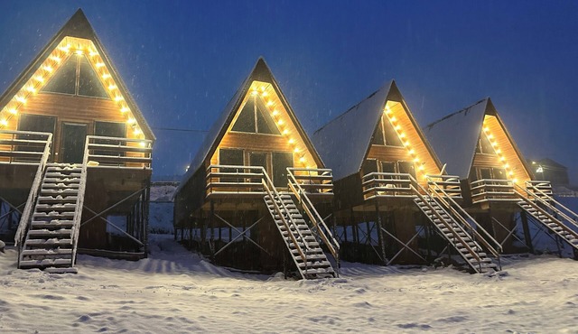 cozy winter cottage in picturesqueue Gudauri with WiFi, near ski slopes