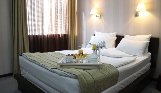 D'Plaza Hotel