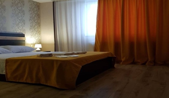 Daily rent,well equipped with all necessary equipment. Clean and clear space. .