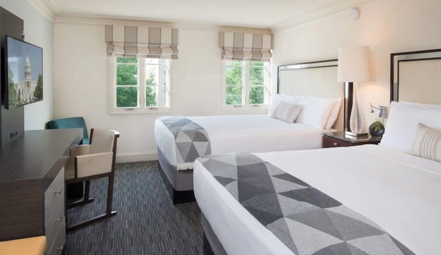 Discover Washington | 2 Posh Pet-Friendly Units | 1.4 Miles to Tudor Place in Washington