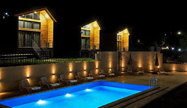 Enjoyable 1-bedroom cottage with AC in charming Sioni